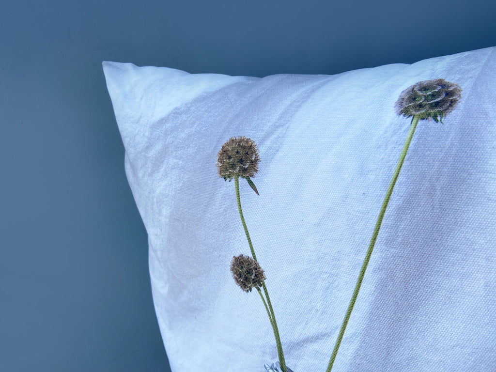 Straw of Silver - square outdoor cushion Pillow Days of Tumult 